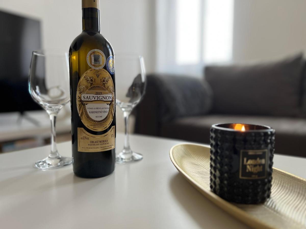 Shelby Apartment Kösice Dış mekan fotoğraf